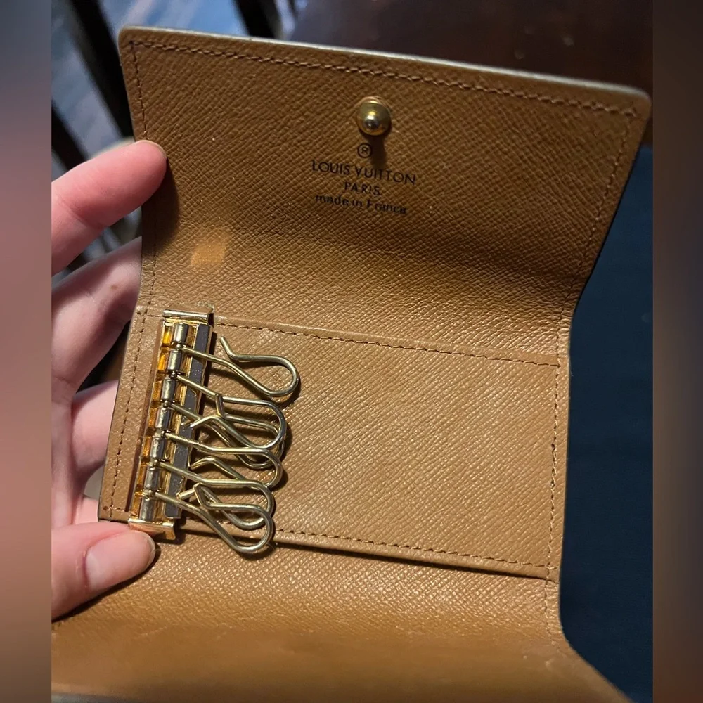 Key holder - Picture 4 of 5